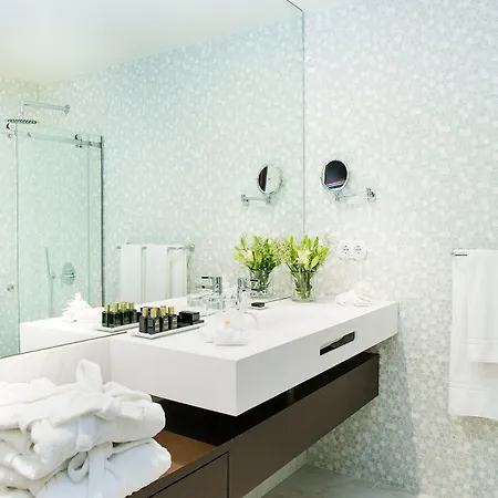 Hotel Pestana - A Brasileira, Center & Heritage Building 5*